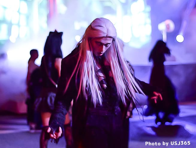 白髪のヴァンパイア