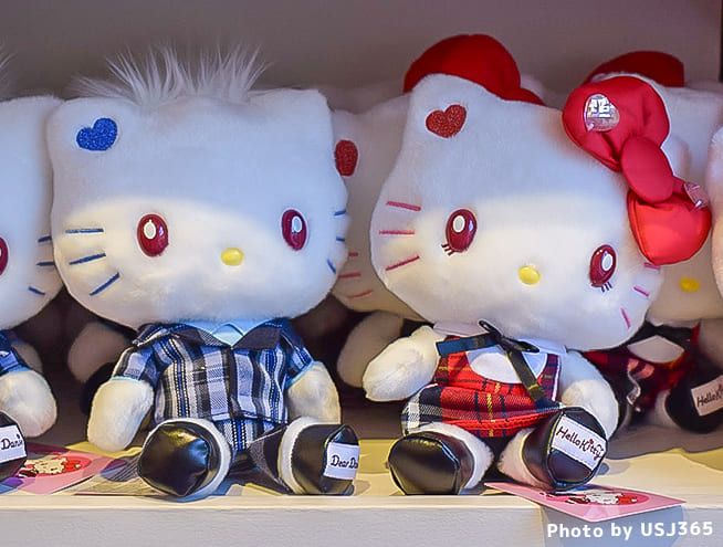 海外の方へ【美品】USJ限定 ハローキティ サンリオ23㎝海外方へ届き