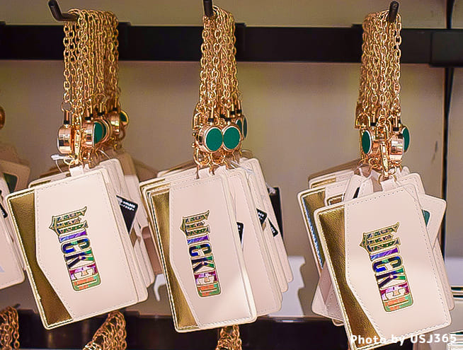 ウィキッド リール付きパスケース