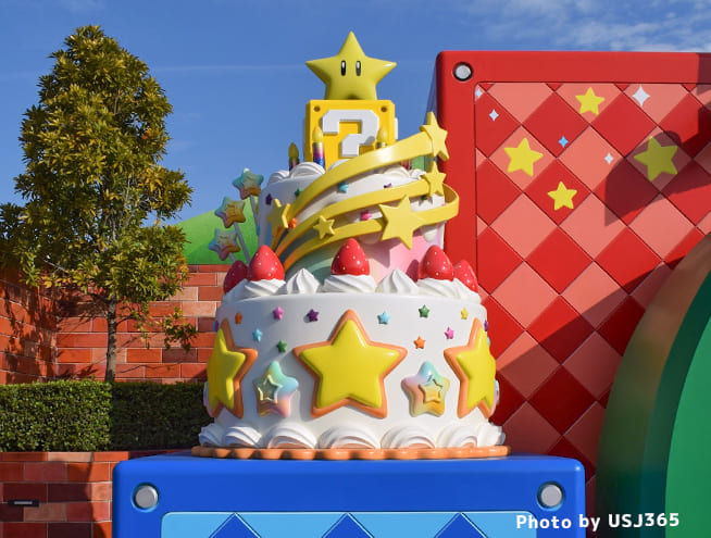スペシャルケーキのモニュメント