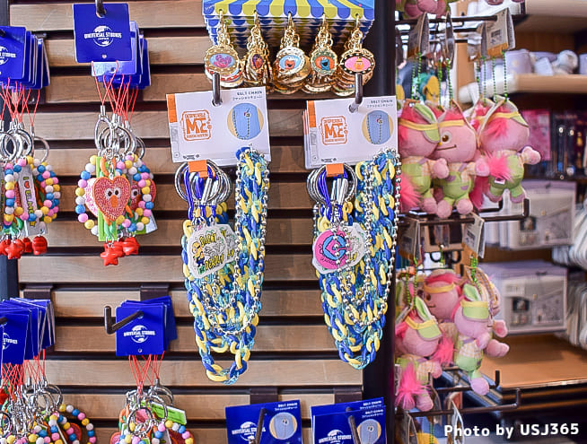 ミニオン、セサミストリートのキーチェーン